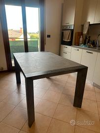 Tavolo cucina allungabile moderno