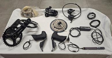 Gruppo elettronico bici Gravel Shimano GRX