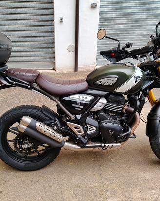 Triumph scrambler 400x