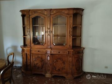 credenza intarsiata 