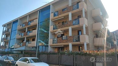 2 LOCALI A SETTIMO MILANESE