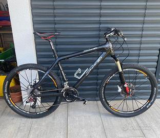 Mountainbike per uomini