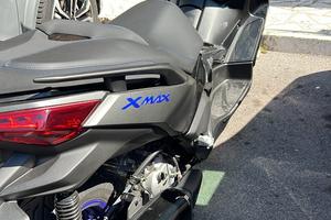 YAMAHA XMAX 300 BASE ANNO 26’-  POCHI KM
