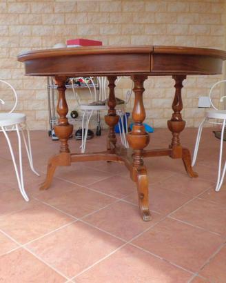 Tavolo in noce massello allungabile