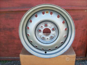 N. 1 Cerchio CMR Borrani fuoriserie 5x15 per Fiat 