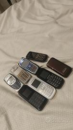 collezione di telefoni di un'altra epoca 