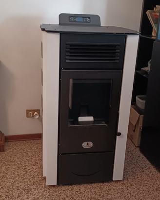 Stufa pellet 9, 1 kw