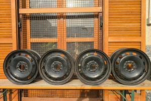 Cerchi di ferro da 15 per Ford