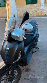 piaggio beverly 400