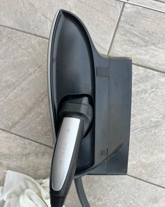 Tesla Wall Connector Gen 2