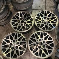 Cerchi in lega da 15 per Jeep Cherokee