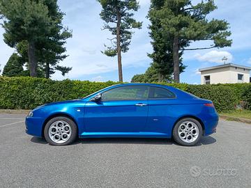 Alfa Romeo GT 1.9 Mjet Sort