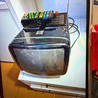 Vari oggetti di arredo vintage