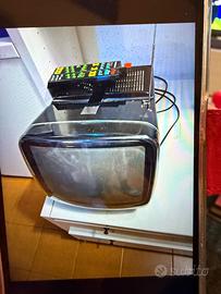 Vari oggetti di arredo vintage