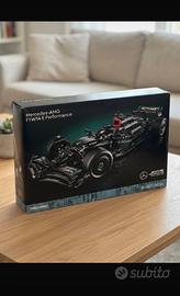 LEGO Mercedes-AMG F1 W14 E Performance