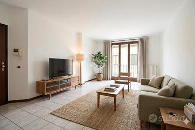 3 LOCALI A MARIANO COMENSE