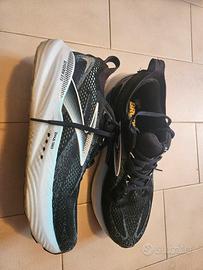 Brooks glycerin gts 22