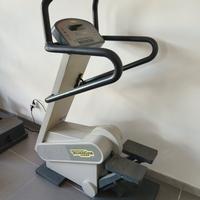 Step XT  technogym