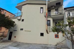 Villa indipendente su 3 livelli a Qualiano