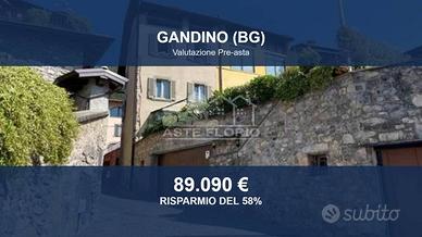 Immobile in asta di 209 m² con box auto a Gandino