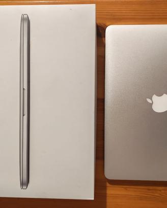 MacBook Pro 13'' display Retina 2016