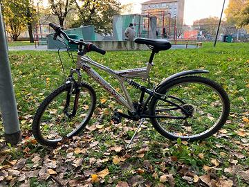 Mountain Bike (MTB) bicicletta adulto