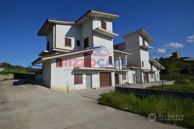 Villa a schiera - Crosia