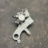 Attacco pinza e pinza porteriore honda