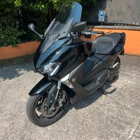 Yamaha Tmax 530