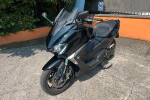 Yamaha Tmax 530