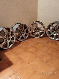 cerchi di 16 Alfa Romeo Giulietta 