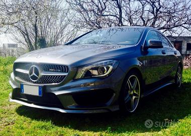 Mercedes Benz CLA 220 AMG