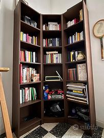 Libreria angolare ikea marrone
