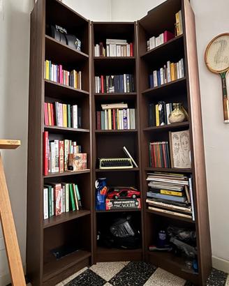 Libreria angolare ikea marrone