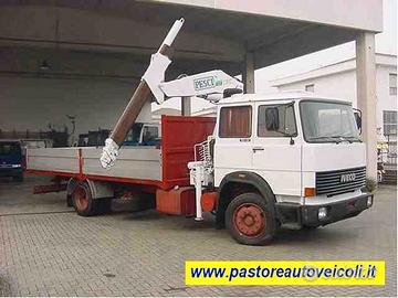 IVECO 165.24 GRU CASSONE FISSO rif.020