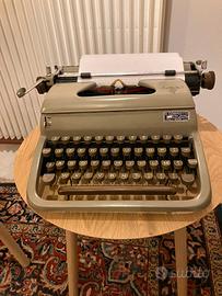 Macchina da scrivere Everest K2C