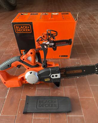 Elettrosega a batteria Black+Decker