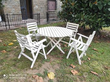 TAVOLO E SEDIE DA GIARDINO IN LEGNO