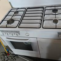 cucina e forno a gas