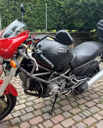 Ducati Monster 1000s