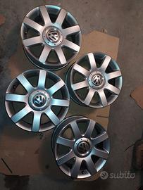 Cerchi in lega 16" Originali VW Golf e Touran