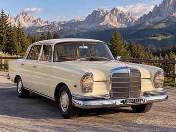 Mercedes-Benz 220 SE W111 clima restaurata