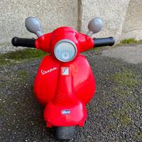 Moto cavalcabile Vespa Chicco
