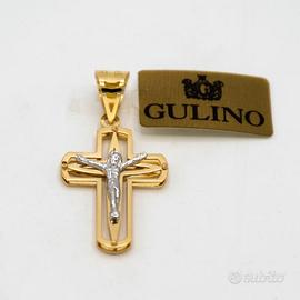 Ciondolo a forma di Croce con il Cristo A.73