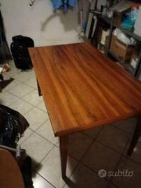 Tavolo allungabile 6/8 posti