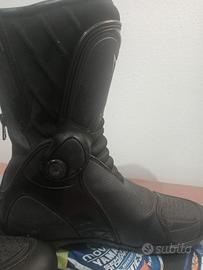 stivali moto Dainese