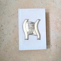 Libro vangelo secondo Matteo con copertina bianca