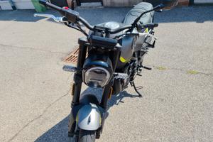 Moto Benelli leoncino 250
