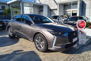DS AUTOMOBILES DS 4 BlueHDi 130 aut. Bastille Busi
