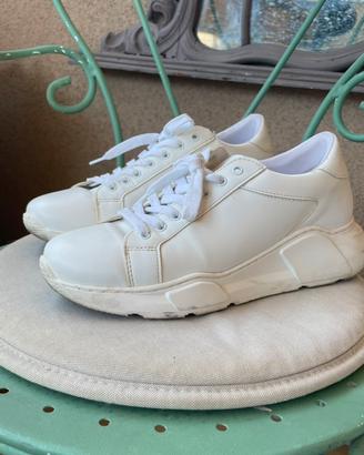 Steve Madden Calice White Rose sneakers size 40
